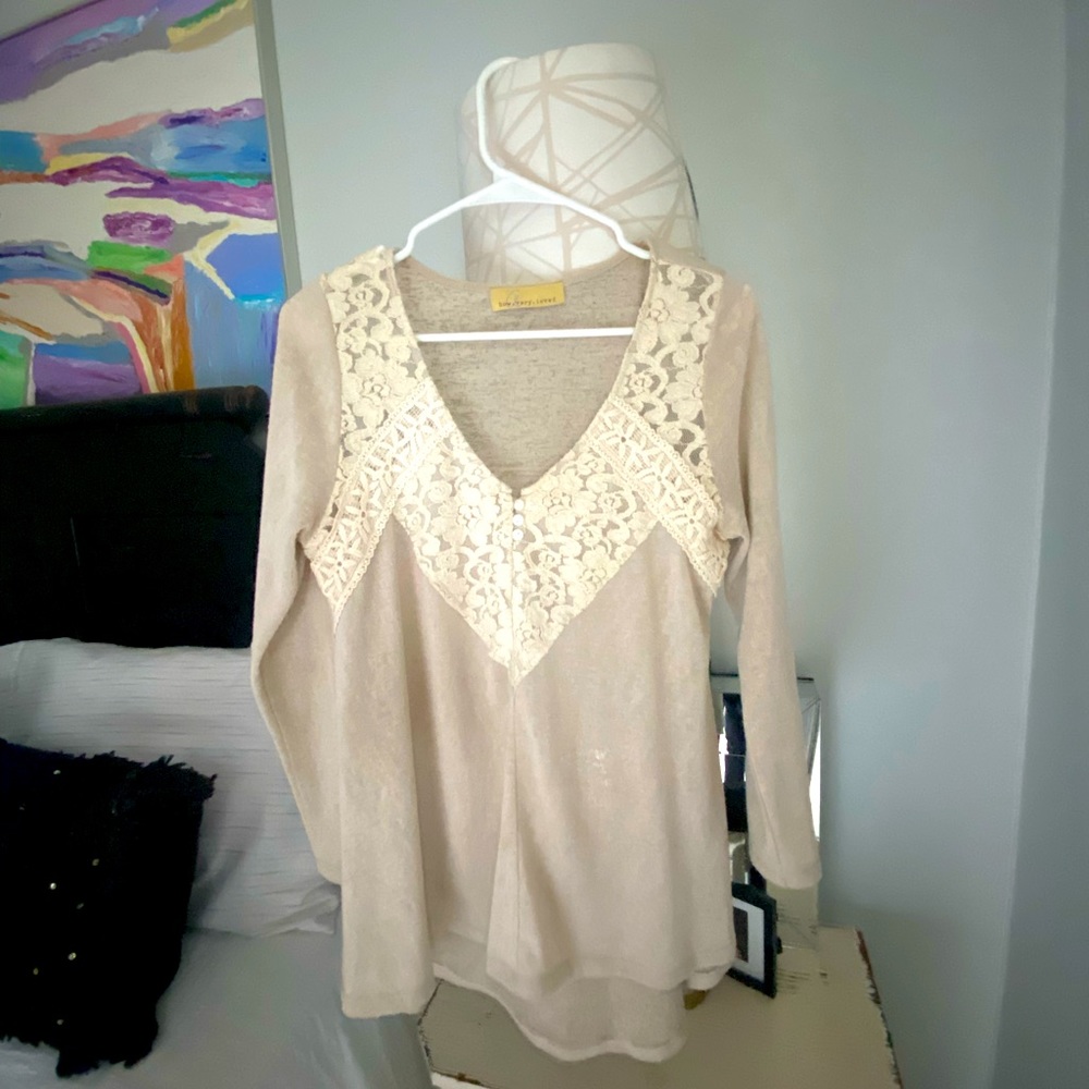 Boutique Vneck